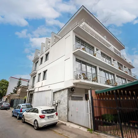 Urban Elegance - Stylish Apartamento *