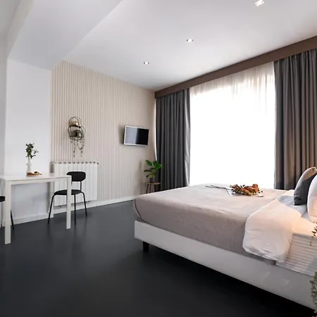 Urban Elegance - Stylish Apartament *