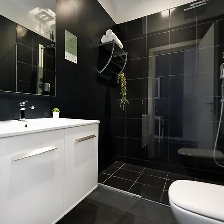Urban Elegance - Stylish