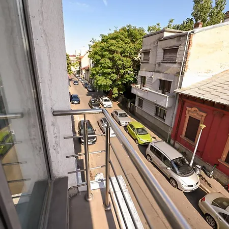 Urban Elegance - Stylish Apartament *